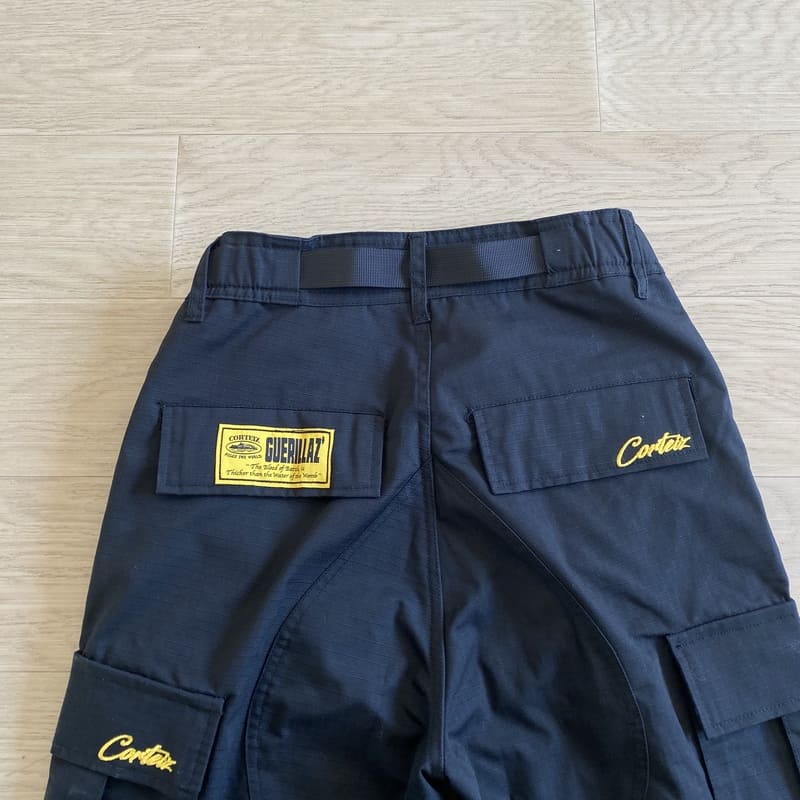 Calça Corteiz Cargo Preta e Amarelo