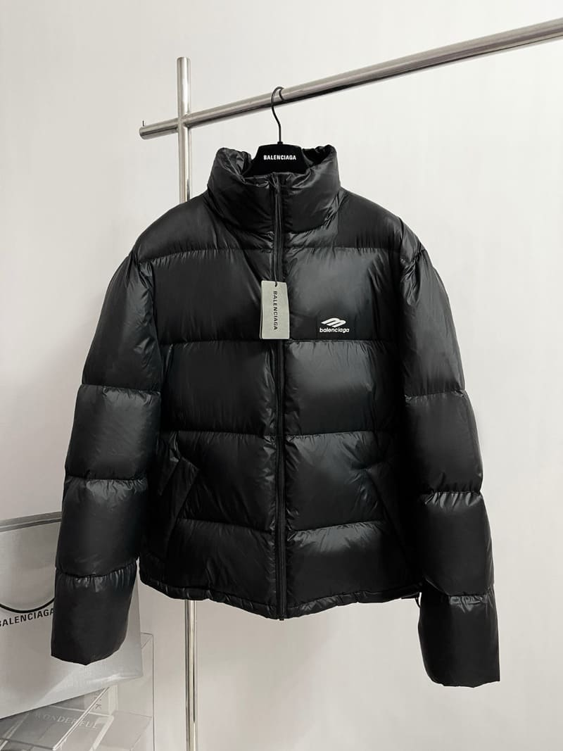 Jaqueta Puffer Balenciaga 3B Sports Icon Preto