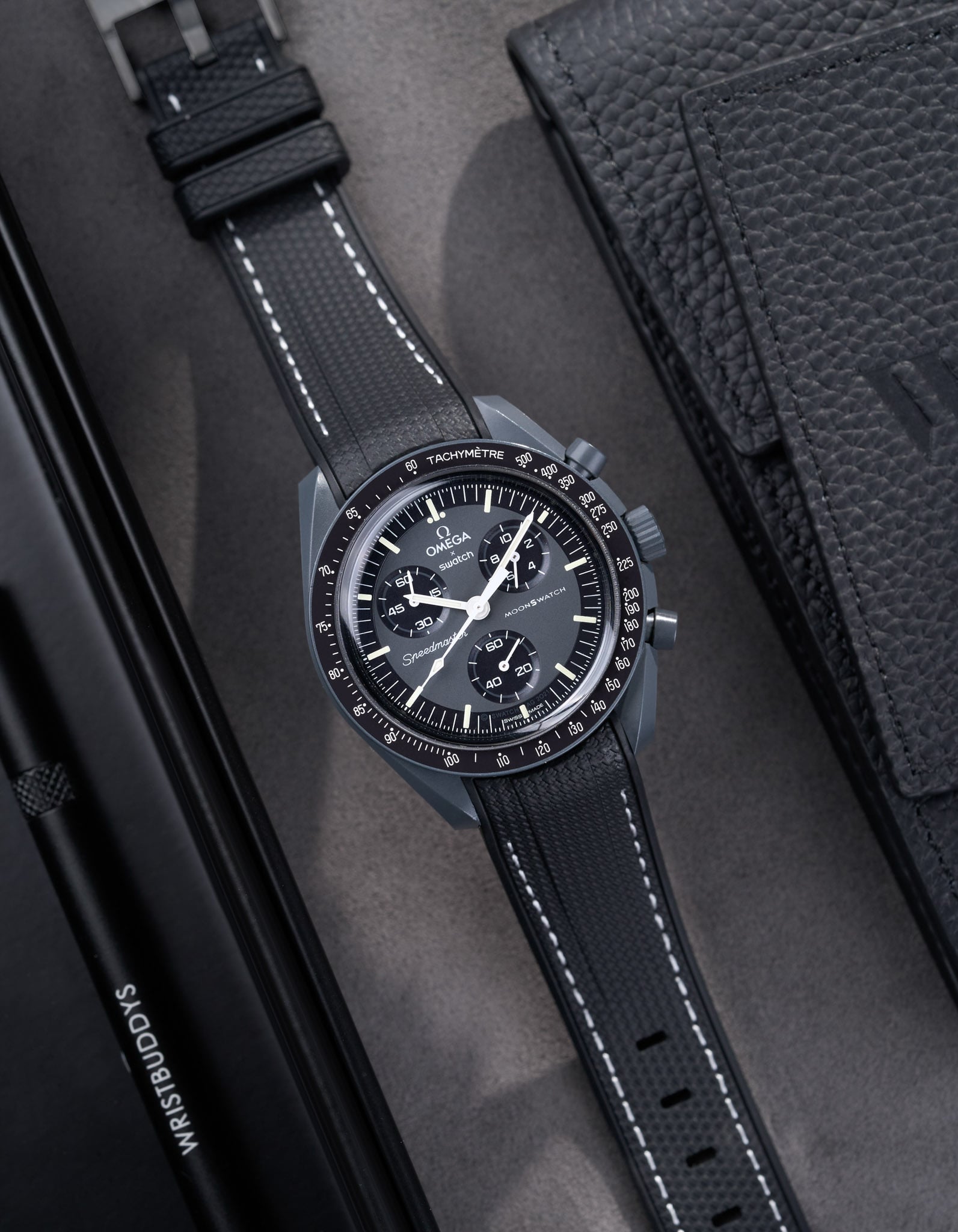 Curved Vertech Rubber Strap - Black & White Stitches