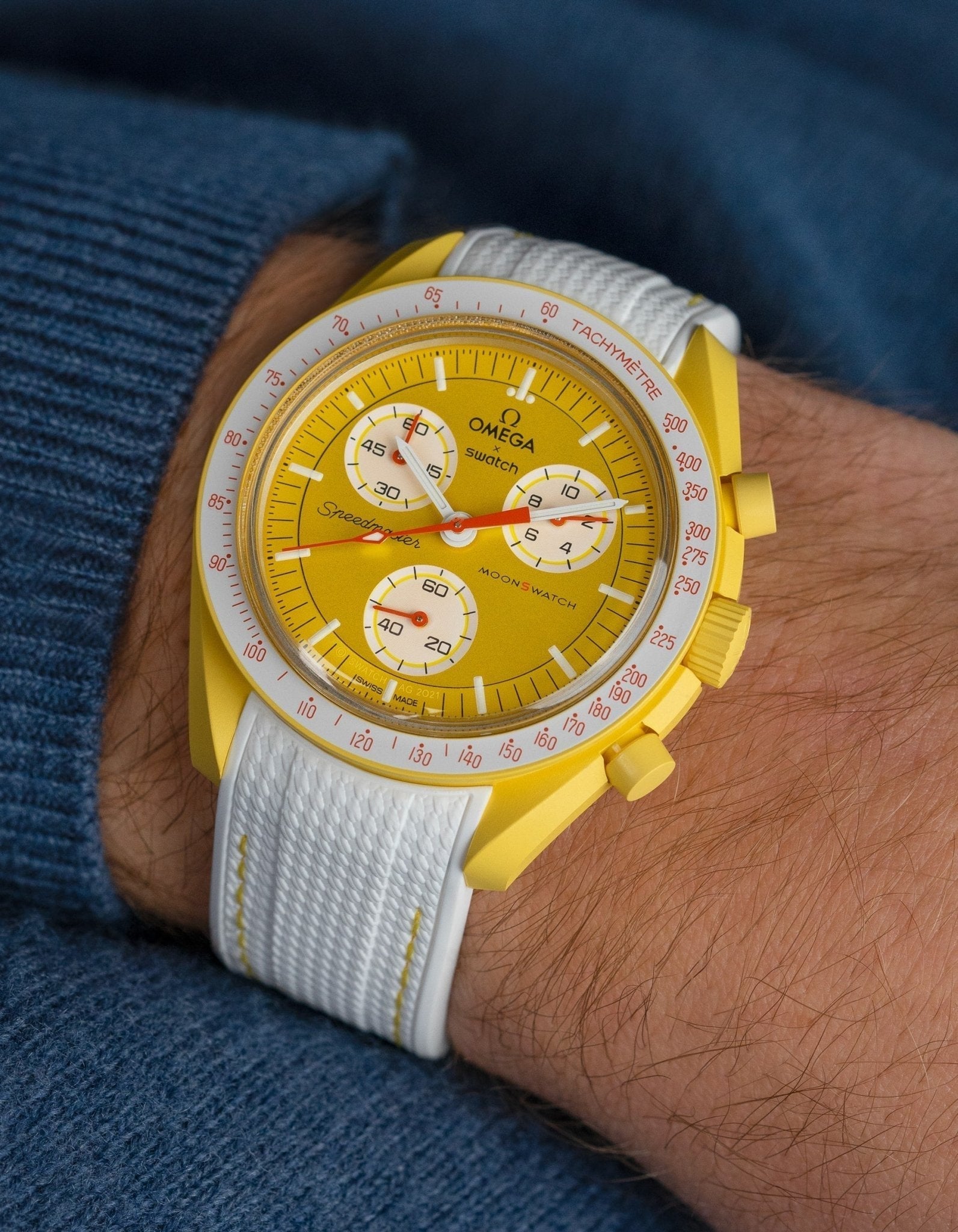 Curved Vertech Rubber Strap - White & Yellow Stitches