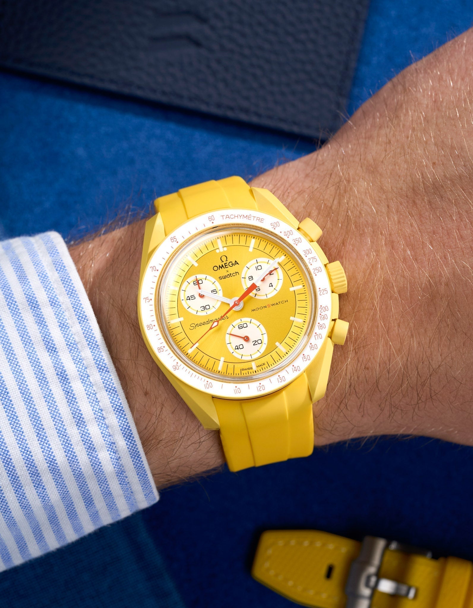 Curved Rubber Strap - Yellow