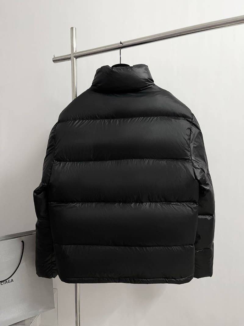 Jaqueta Puffer Balenciaga 3B Sports Icon Preto