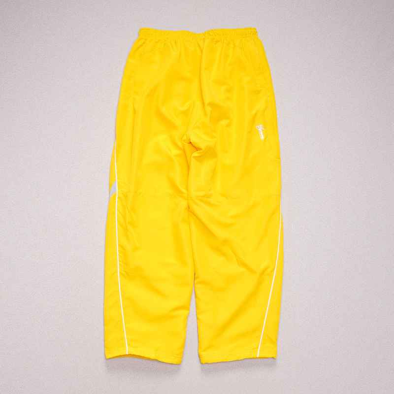 Conjunto Supreme x Nike Track Amarelo