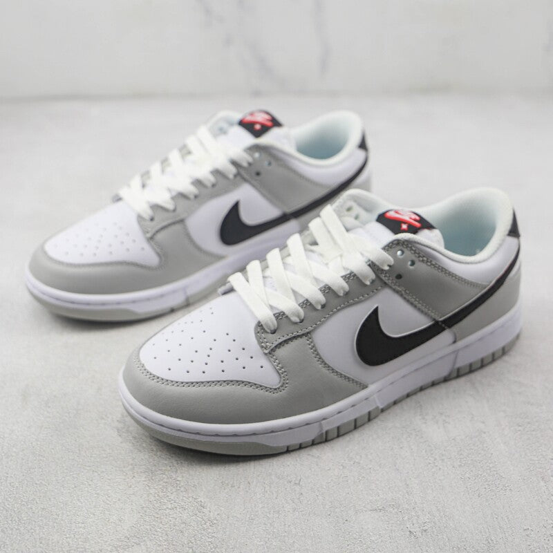 Nike Dunk Low SE Jackpot