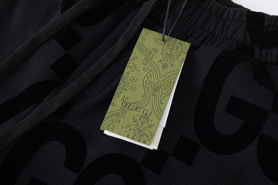 Bermuda Moletom Gucci GG Logo Preto