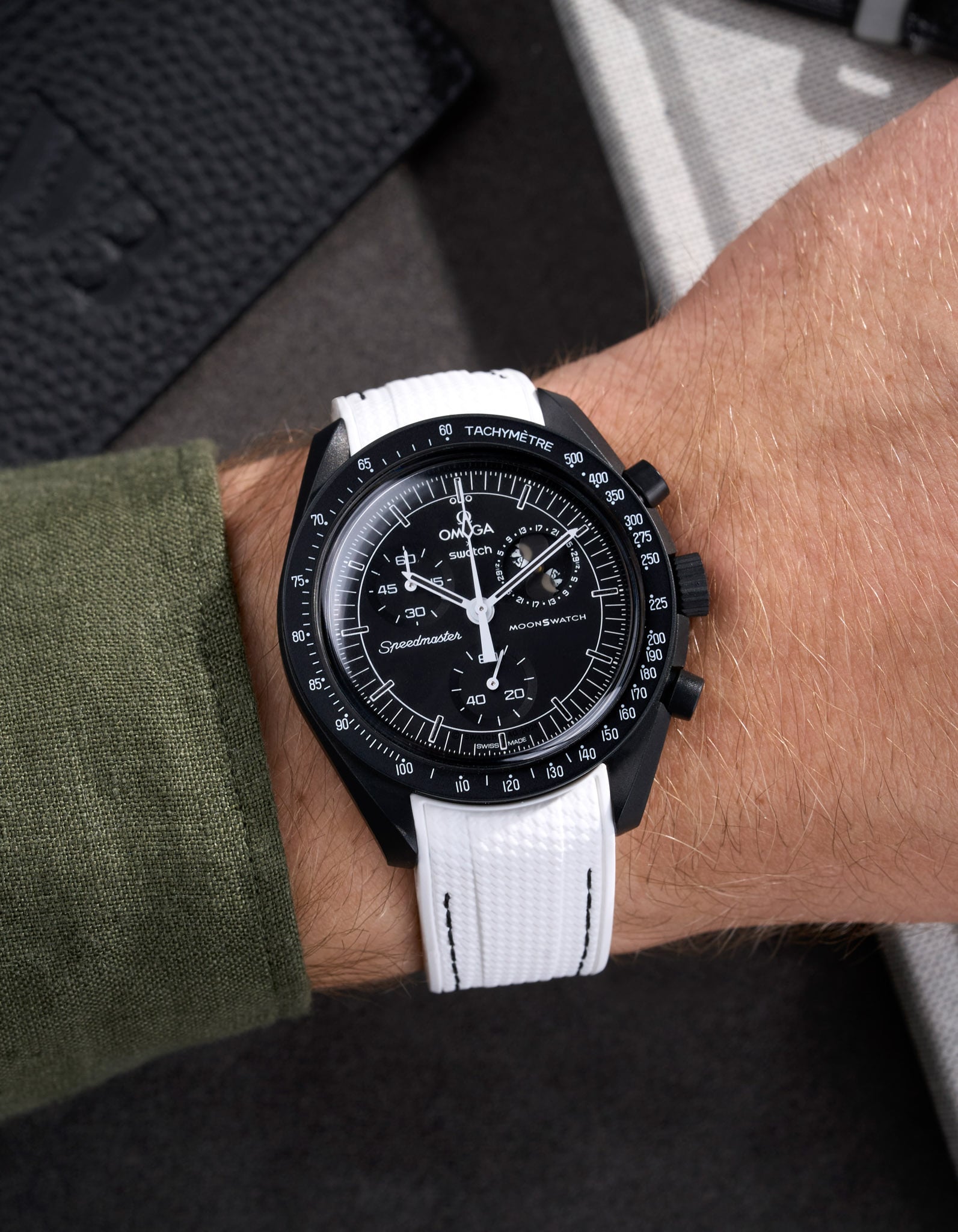 Curved Vertech Rubber Strap - White &amp; Black Stitches