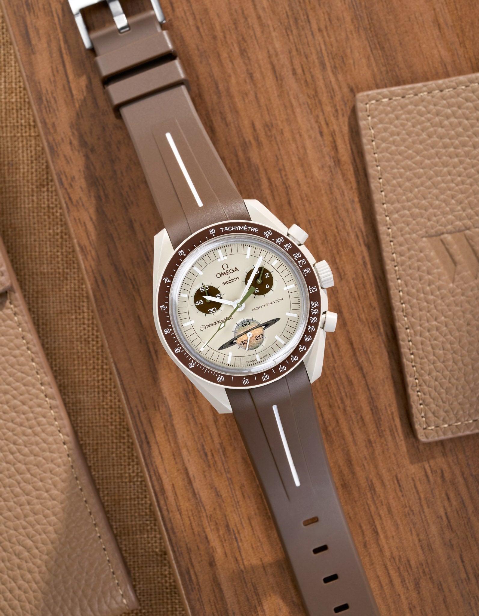 Curved Rubber Strap - Brown