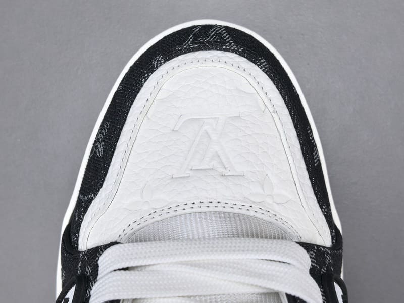 Louis Vuitton LV Trainer White Black