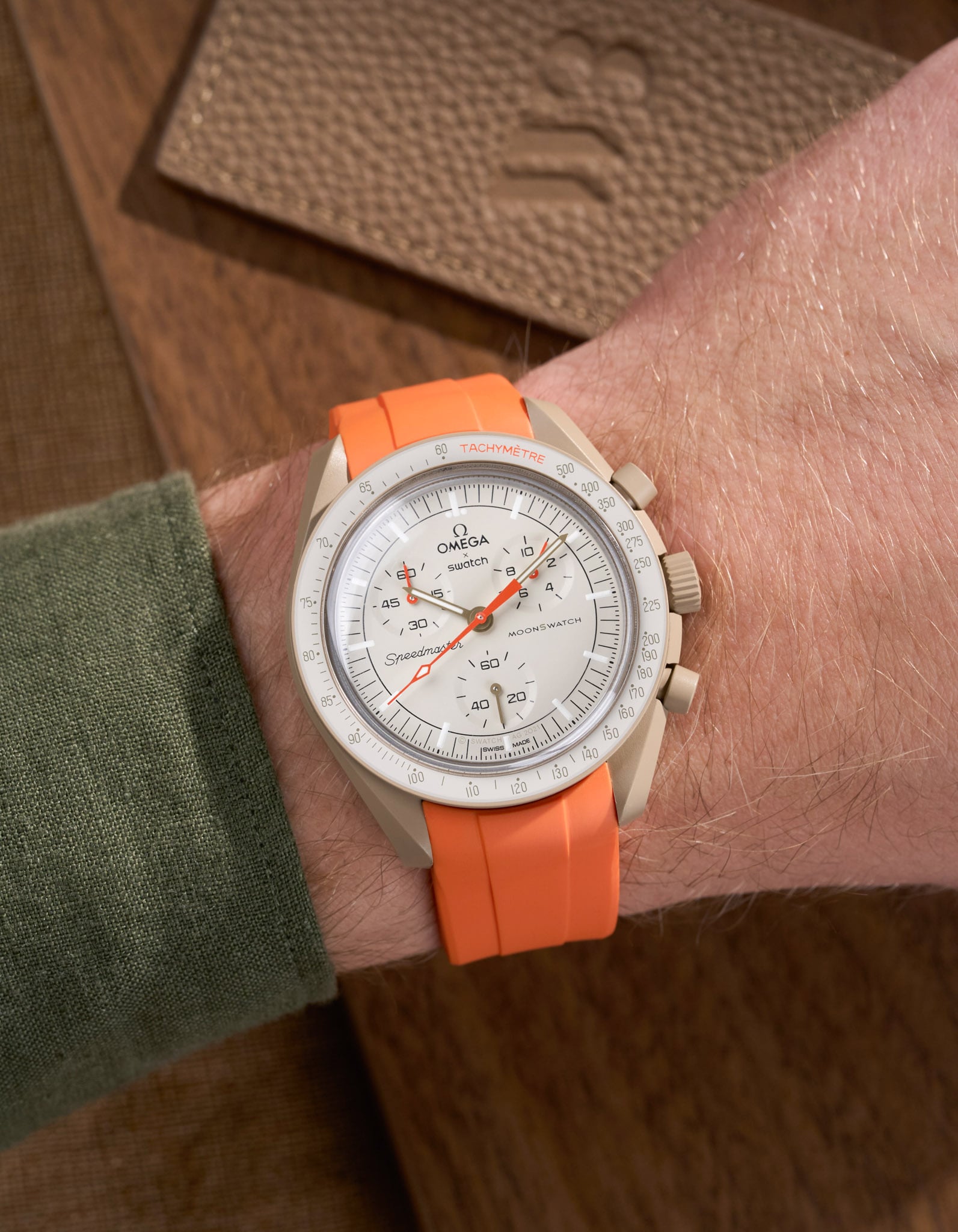 MoonSwatch Mission to Jupiter (Rubber Strap)