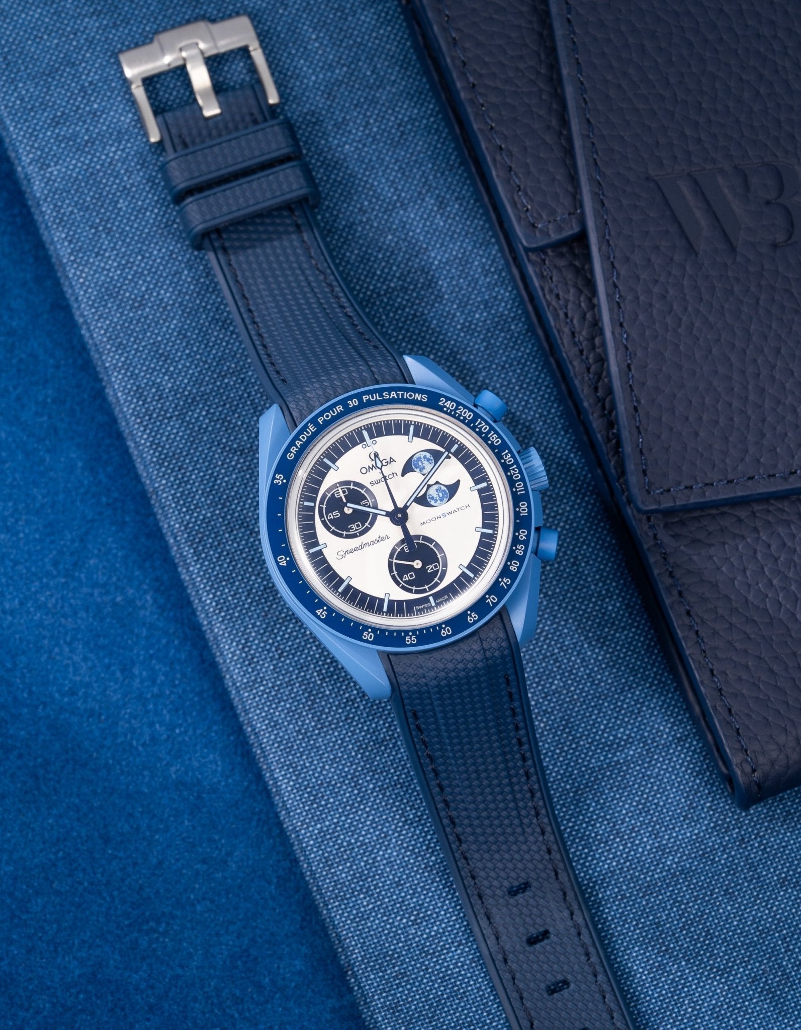 MoonSwatch Mission to the Super Blue Moon Phase (Rubber Strap)
